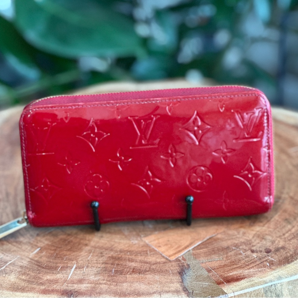 Louis Vuitton Vernis Zippy Wallet Red CA4010 Dust bag LV box
